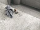 Płytka gresowa w kolorze białym, imitująca kamień, w matowym wykończeniu Florim Architectural Design Plimatech Plimawhite/02 Naturale/Matte