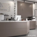 Kontuar kawiarni wyłożony płytkami Equipe Hopp Taupe 5x40