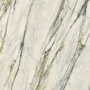 Płytka gresowa imitująca marmur, w kolorze białym z charakterystycznymi żyłami, powierzchnia naturalna matowa Flaviker Supreme Treasure Calacatta Emerald Naturale 0009063 120x120