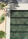 Hiszpańska zielona płytka Equipe Spa and Pools w kultowym kolorze Moss Green o błyszczącym wykończeniu w formacie 15x15 wyłożona na ścianach i podłodze basenu