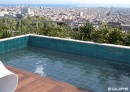 Hiszpańska płytka ścienna i podłogowa Equipe Spa and Pools Glacier Gloss 15x15 wyłożona w zewnętrznym basenem