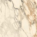 Połyskująca płytka imitująca marmur w beżowym kolorze, Marazzi Grande Marble Look Calacatta Vena Vecchia Lux 120x120 cm MEMV