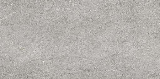 Jednolita, szara płytka Marazzi Naturalia Grigio Strutturato 60x120 cm MERM z subtelną, strukturalną powierzchnią i delikatnymi, jaśniejszymi i ciemniejszymi niuansami na całej powierzchni