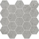 Arkusz mozaiki ceramicznej Marazzi Naturalia Grigio Mosaico 30,3x30,3 MF2H, zawierający liczne szare płytki w kształcie sześciokątów