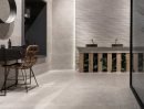 Nowoczesna łazienka z płytkami imitującymi kamień Porcelanosa Verbier Silver