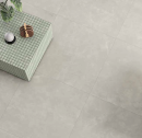 Szara płytka podłogowa imitująca beton Caesar Join Platinum