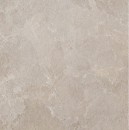 Beżowa, wielkoformatowa płytka ceramiczna 120x120 cm z kolekcji Marazzi Mystone Pietra Ligure Beige, charakteryzująca się matową i antypoślizgową powierzchnią (R10), płytka wiernie imituje kamień naturalny