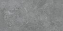 Antracytowa, prostokątna płytka ceramiczna w formacie 60x120 cm z kolekcji Marazzi Mystone Pietra Ligure, charakteryzuje się matowym, antypoślizgowym wykończeniem (R10) oraz nieregularną fakturą i subtelnymi, jaśniejszymi użyleniami