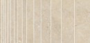 Mozaika ścienno-podłogowa Marazzi Mystone Tivoli Beige Mosaico Tratti 30x60 cm charakteryzuje się ciepłą, beżową kolorystyką imitującą naturalny trawertyn z delikatnym żyłkowaniem, powierzchnia mozaiki podzielona jest na pionowe pasy o zmiennej szerokości