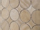 Mozaika dekoracyjna imitująca kamień w beżowym odcieniu, Lantic Colonial Tempo Circle Beige 29,9x29,9 100347807 położona na ścianie