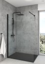Oltens Boran termostatyczny komplet prysznicowy z kwadratową deszczownicą wykończony w czarnym macie 36503300 matowa czerń armatury i brodzika doskonale kontrastuje z surowym betonowym wykończeniem ścian