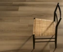 Płytka podłogowa drewnopodobna, brązowa, imitująca odcień drewna orzechowego, matowa powierzchnia Caesar Life Walnut