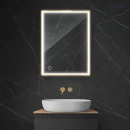 Oltens Nordlis lustro 60x80 cm prostokątne z oświetleniem z przodu z matą grzewczą złoty 64105800 - lustro zawieszone na ciemnej w ścianie w łazience gdzie znajduje ciemna szafka z białą umywalką