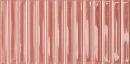 Różowa, błyszcząca płytka ścienna WOW Colour Notes Bars Rosemist Gloss 4x12,5 cm 133163. Ceramika dekoracyjna o wypukłej, trójwymiarowej strukturze z pionowymi paskami w subtelnym, pudroworóżowym odcieniu.