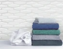 Dekoracyjna mozaika ceramiczna ścienna w połysku, biała, kształt wydłużonych heksagonów Ceramik Studio Long Hex Snow 28,5×25,4