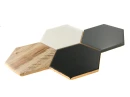 Dekoracyjna mozaika ceramiczna ścienna, matowa, kształt heksagonów Ceramik Studio Heksagon MIX - Black Mat-Wood-White-Dark Grey 36x25 w kolorach czerni, drewna, bieli i szarości