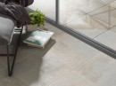 Płytka gresowa ścienno-podłogowa imitująca metal w kolorze beżowym, połysk Porcelanosa Ferroker Aluminio L 44,3x44,3 100325743