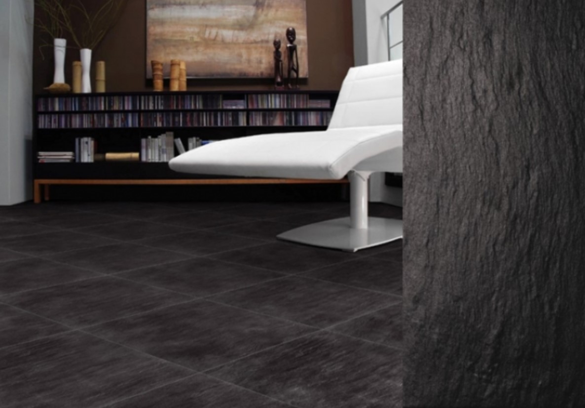 Czarne nowoczesne wnętrze