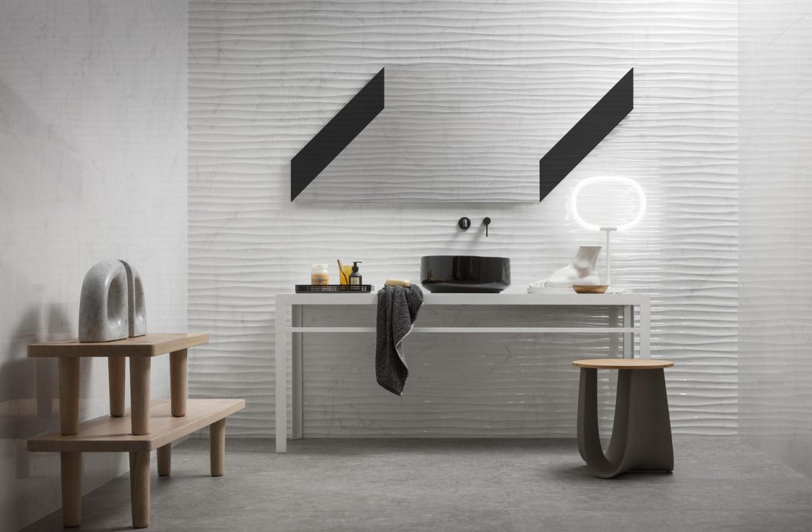 Imitacja marmuru w wersji przestrzennych płytek na ściane