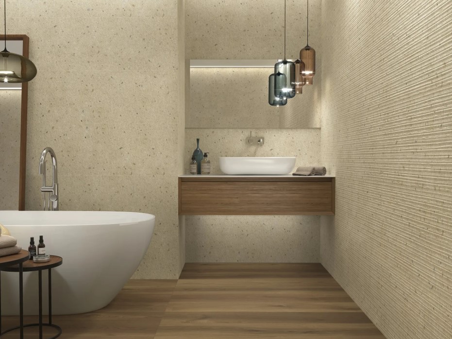 Lastryko w industrialnej łazience w kolorze beżu