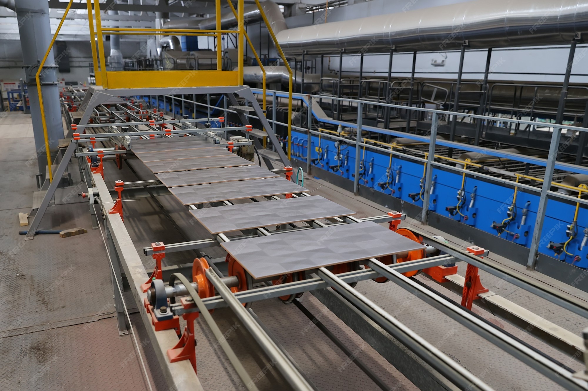 Rodzaje płytek ceramicznych a ich skład