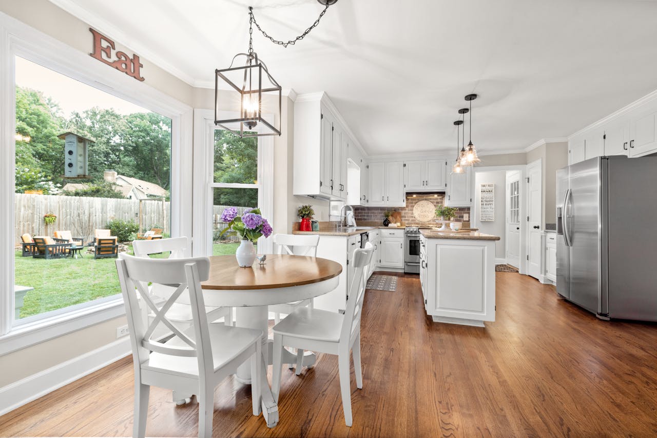 Kuchnia skandynawska — jak wygląda i jak ją urządzić?