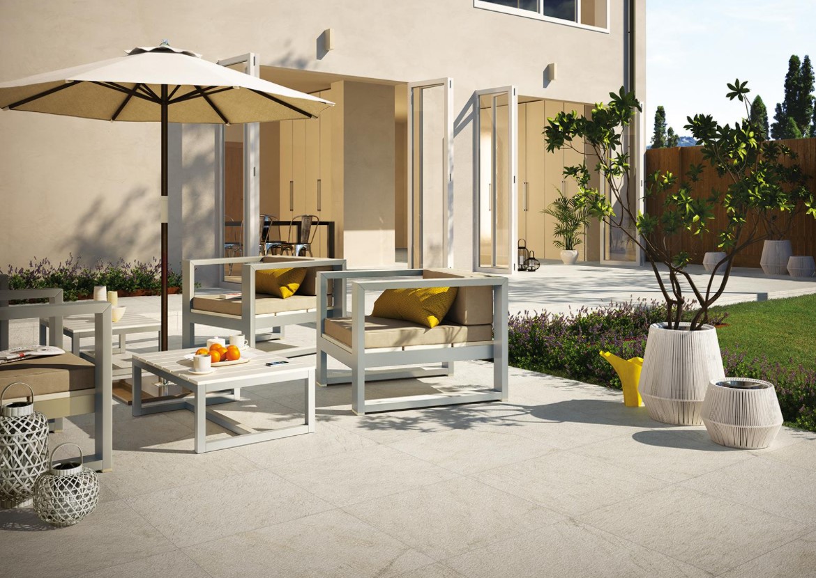Modne płytki tarasowe 2022 - urządzamy modne miejsce do wiosennego odpoczynku